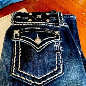 MISS ME JEANS ONLY WORN ONCE SIZE 31 x 33.